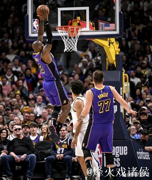 湖人队打关键时刻还是有两把刷子