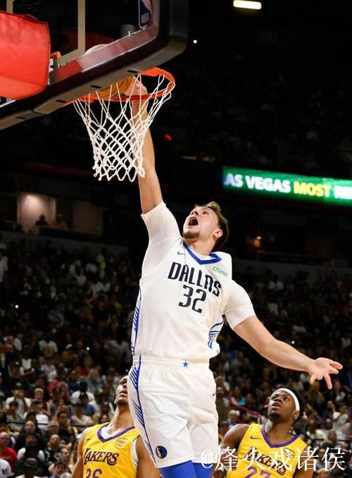 再砍30+！弗拉格已经19中10砍下32分5篮板6助攻1抢断2盖帽